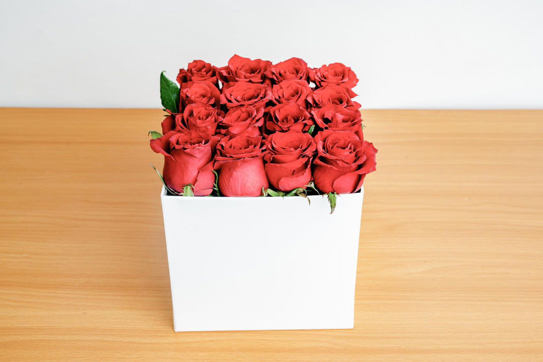 Box of 15 Roses
