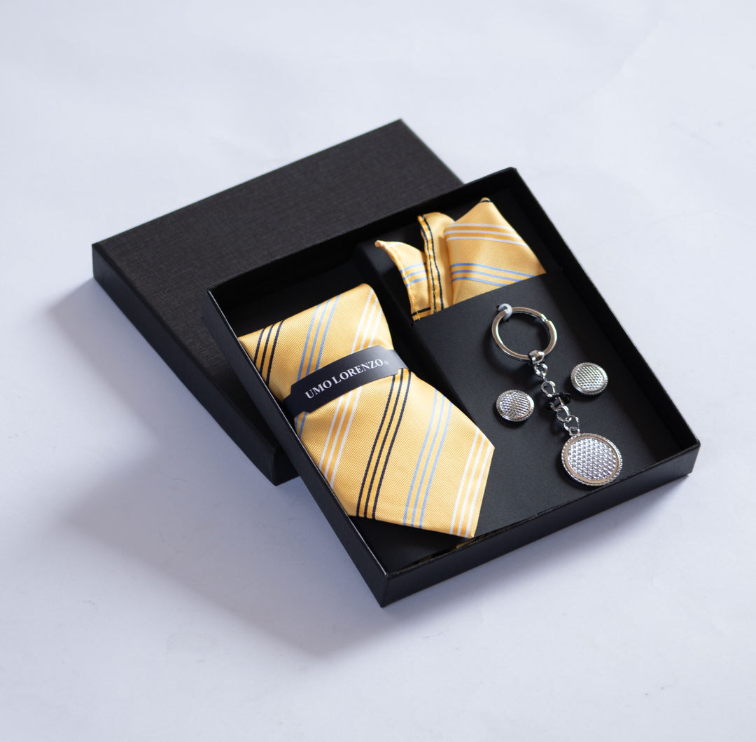 Umo Lorenzo Tie, Hanky, Cufflink & Keychain Set