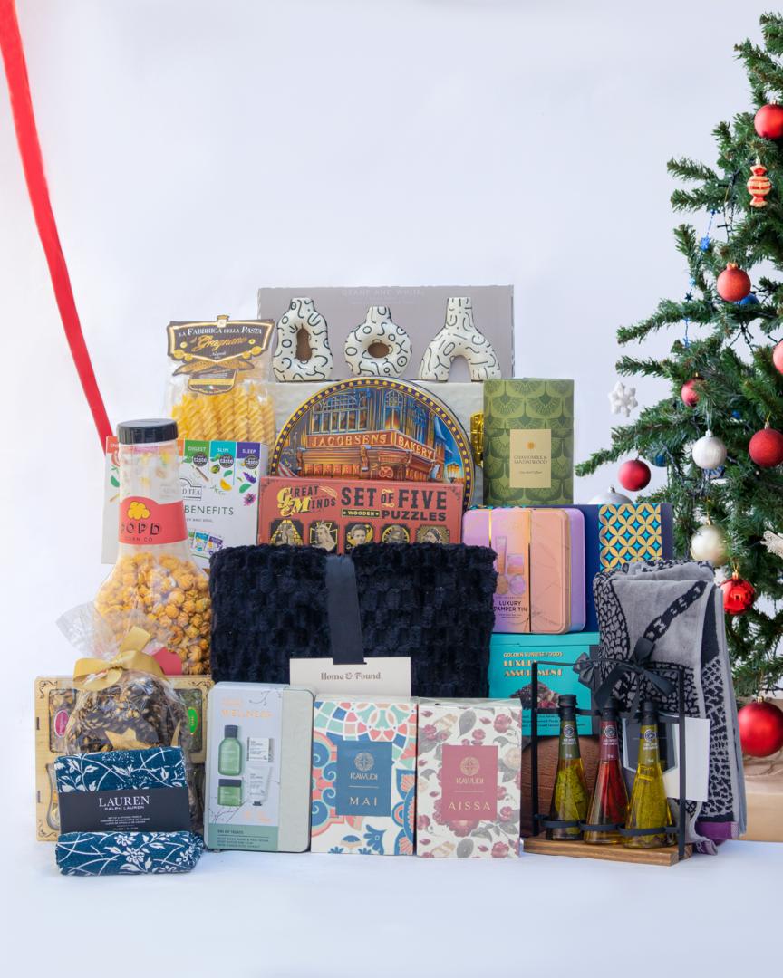 The Grand Luxe Set Hamper