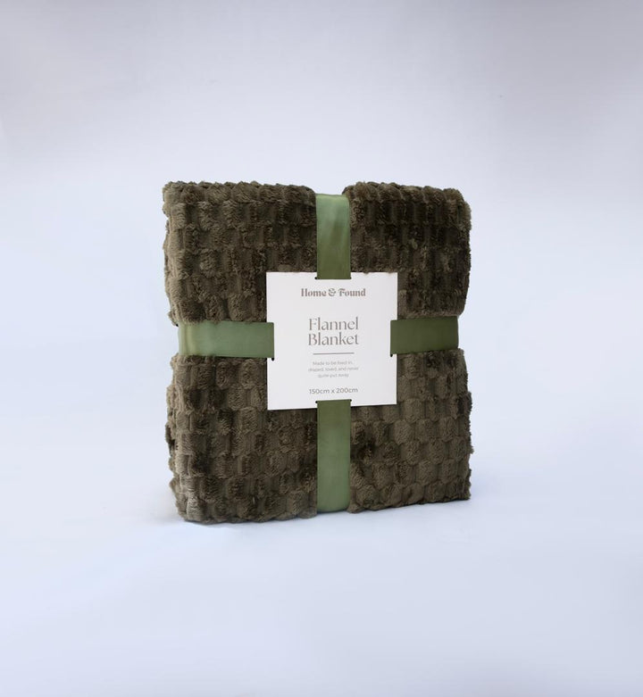 Everyday Luxe Comfort Throw