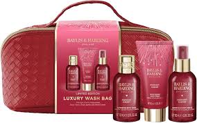 Baylis &amp; Harding Midnight Cherry Luxury Wash Bag Gift -BH25MCWBAG
