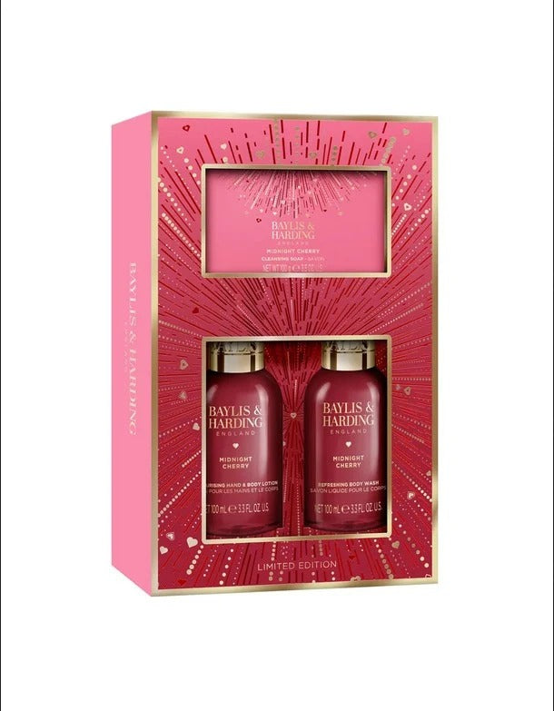 Baylis &amp; Harding Midnight Cherry Make Me Sparkle Bathing Gift Set