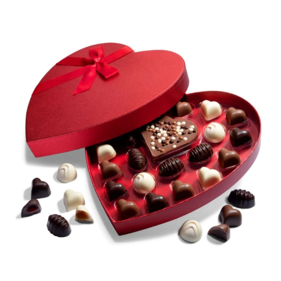 Russel Stover Satin Heart Assorted Milk &amp; Dark Chocolate Candy Box 10oz-1519